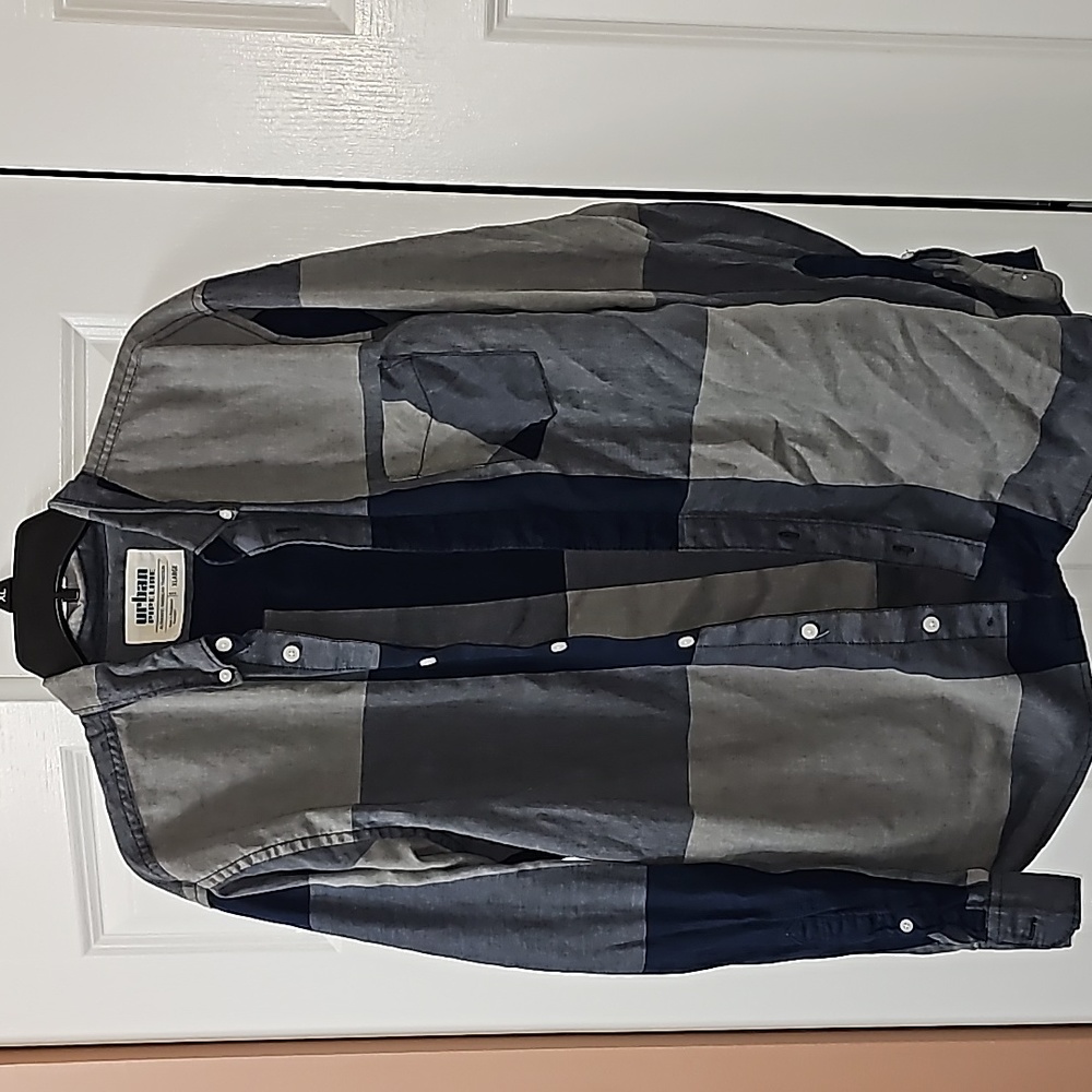Urban Pipeline Long Sleeve Button Down XL